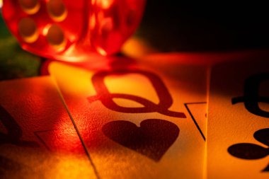 9ku ডাবল এক্সপোজার ব্ল্যাকজ্যাক টেবিল লোড হচ্ছে